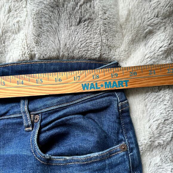 American Eagle, super high rise, flare, blue jeans, denim plus size 18 - Picture 5 of 10